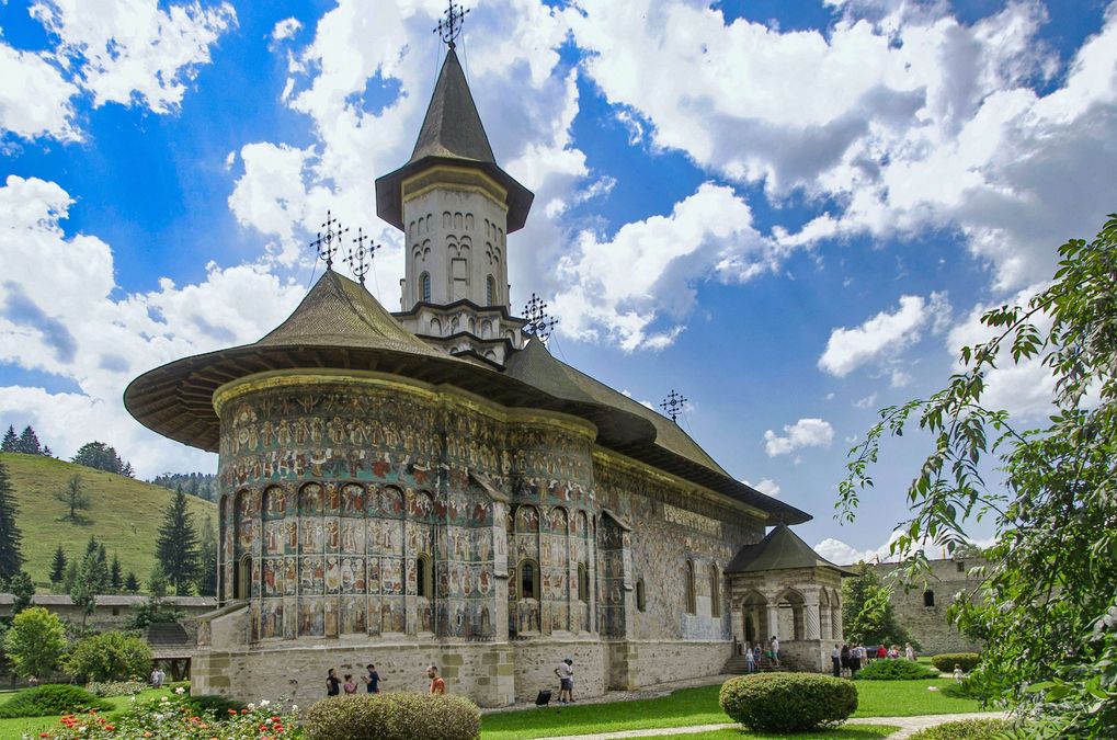 Kloster Sucevița in Bukowina, Rumänien, im Sommer