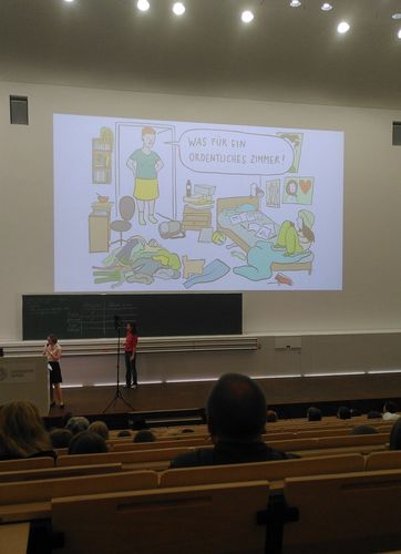Vorlesung zu „Ironie“ bei der Leipziger Kinder-Uni, Foto: Simone Fass